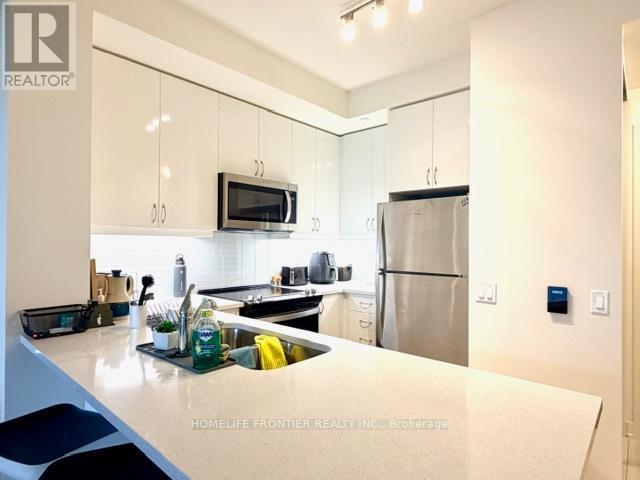 3009 - 4955 Yonge Street, Toronto, ON - Indoor Photo Showing Kitchen With Stainless Steel Kitchen With Double Sink With Upgraded Kitchen