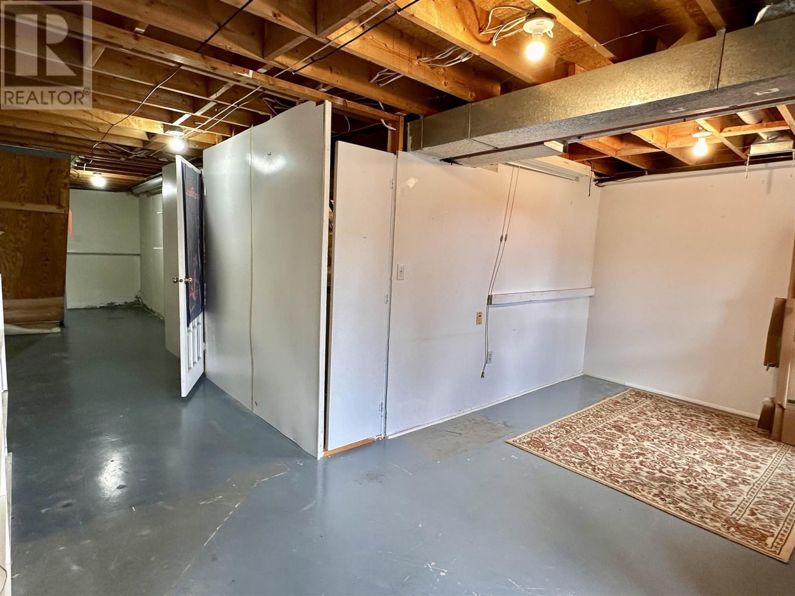 3 Farrell Cres, Elliot Lake, ON