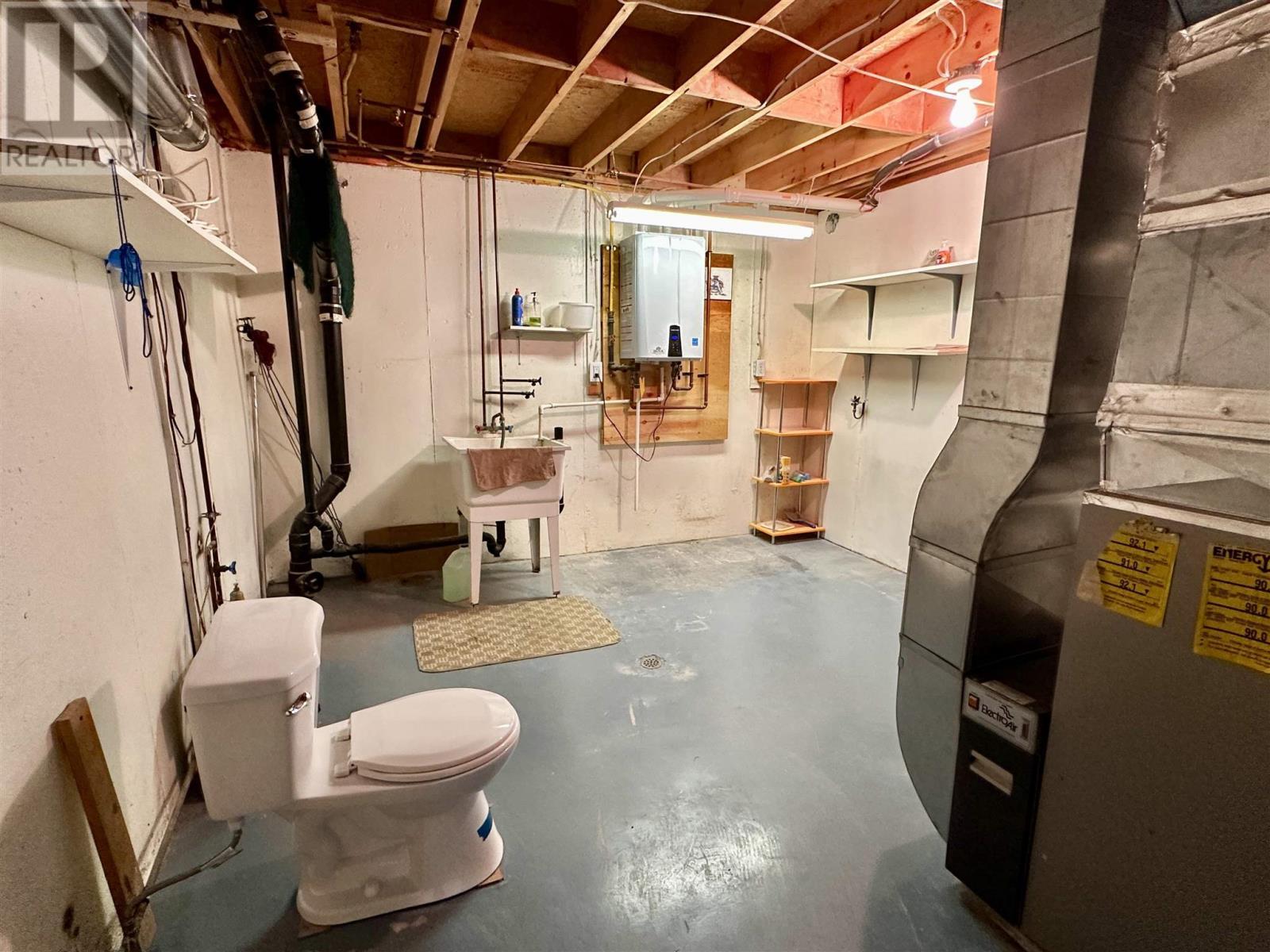 3 Farrell Cres, Elliot Lake, ON