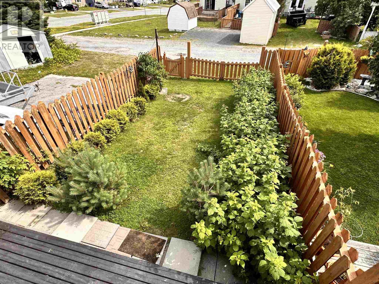 3 Farrell Cres, Elliot Lake, ON