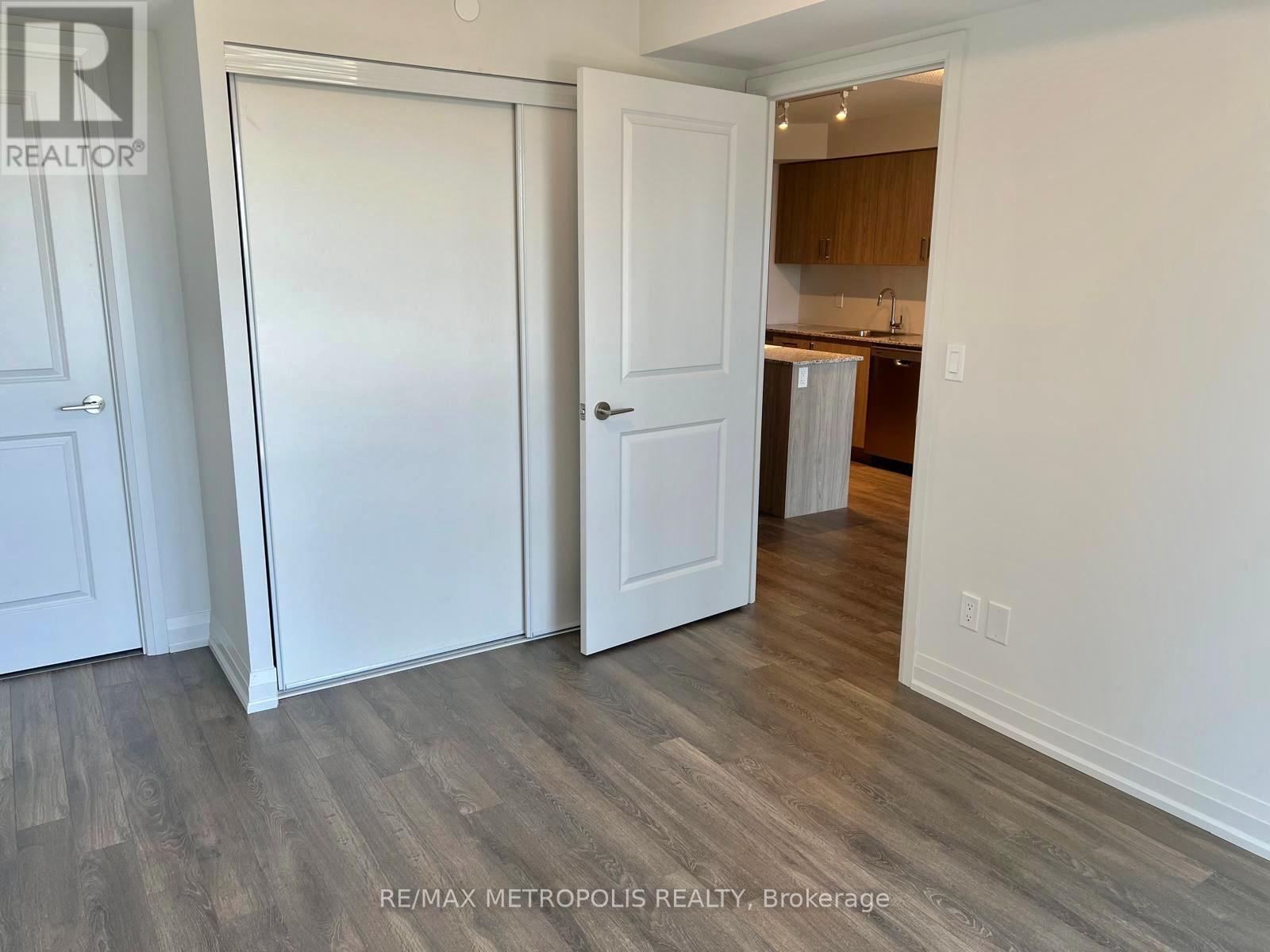 723 - 20 Meadowglen Place, Toronto, ON - Indoor