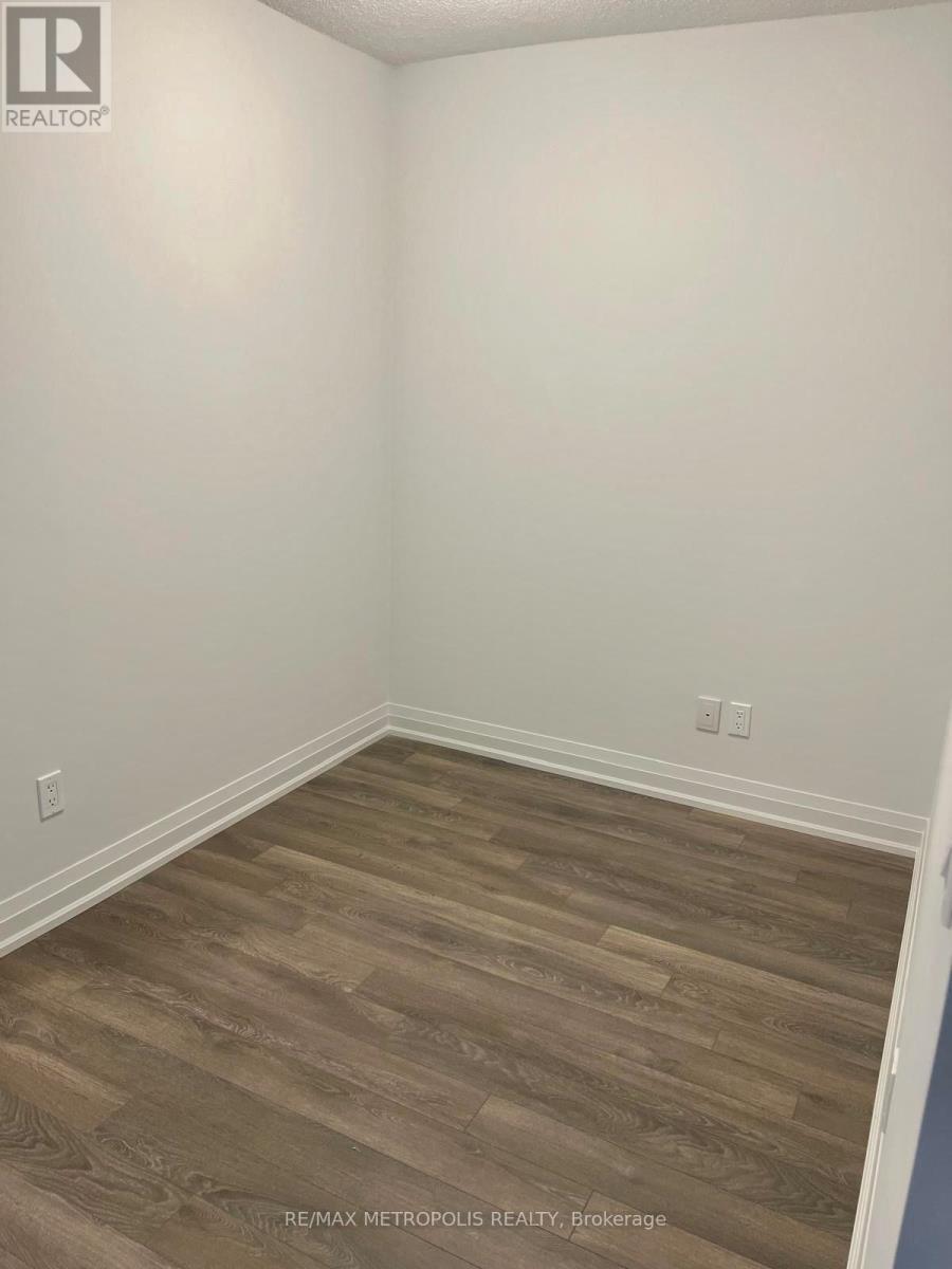 723 - 20 Meadowglen Place, Toronto, ON - Indoor Photo Showing Other Room