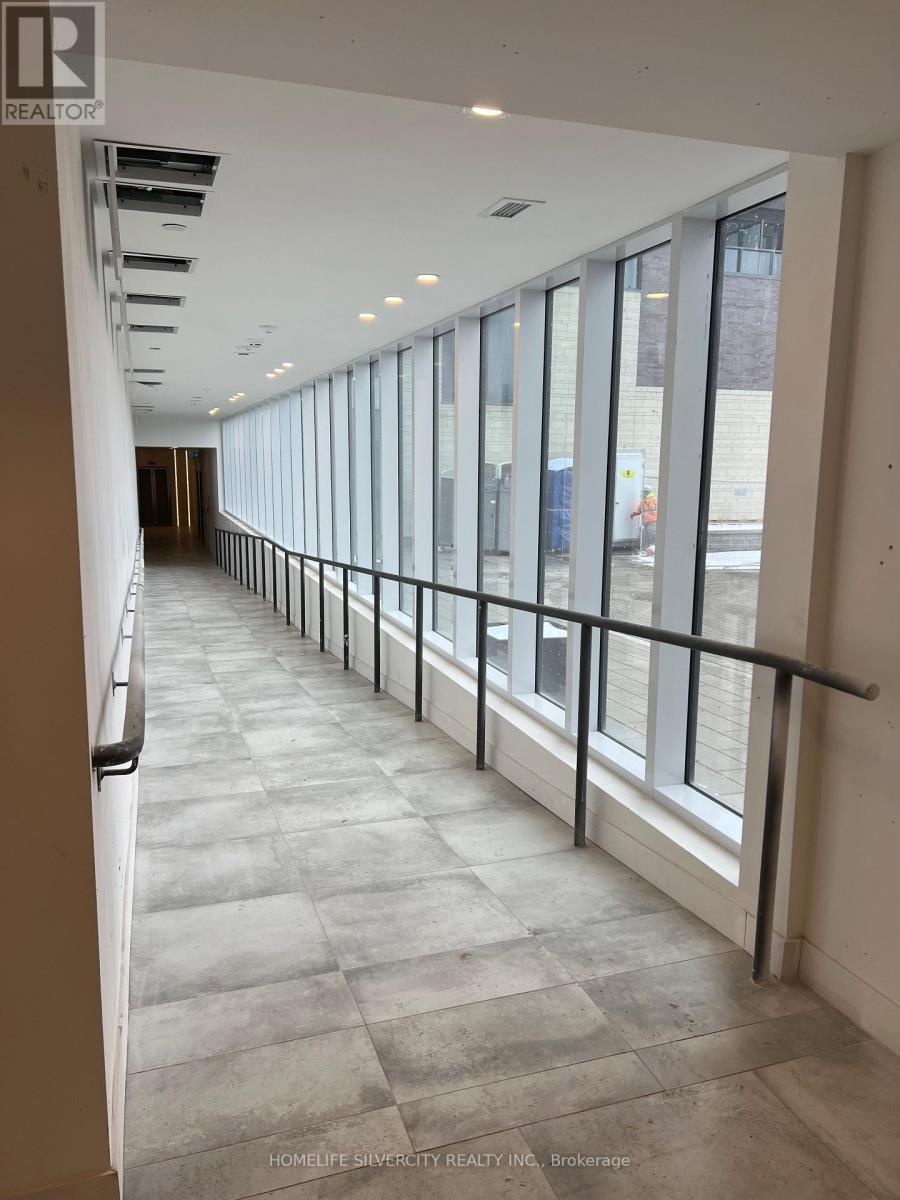 610 A - 705 Davis Drive, Newmarket, ON - Indoor Photo Showing Other Room