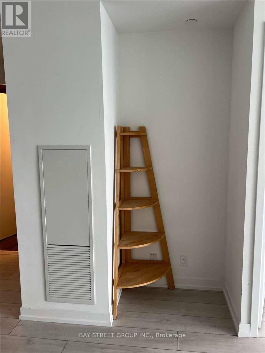 3106 - 5 Buttermill Avenue, Vaughan, ON - Indoor Photo Showing Other Room