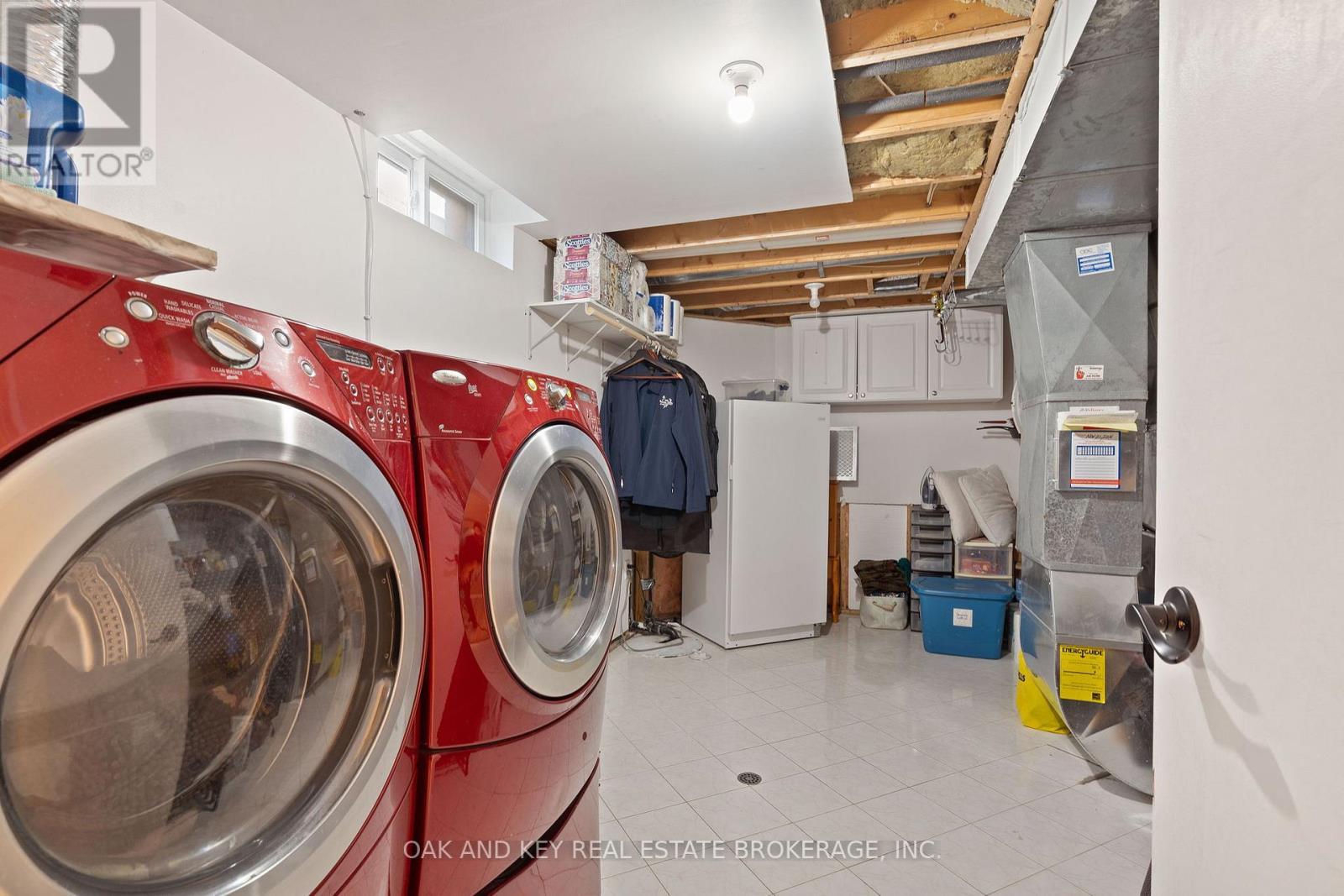 143 Golfview Road, London South (South Q), ON - Indoor Photo Showing Laundry Room