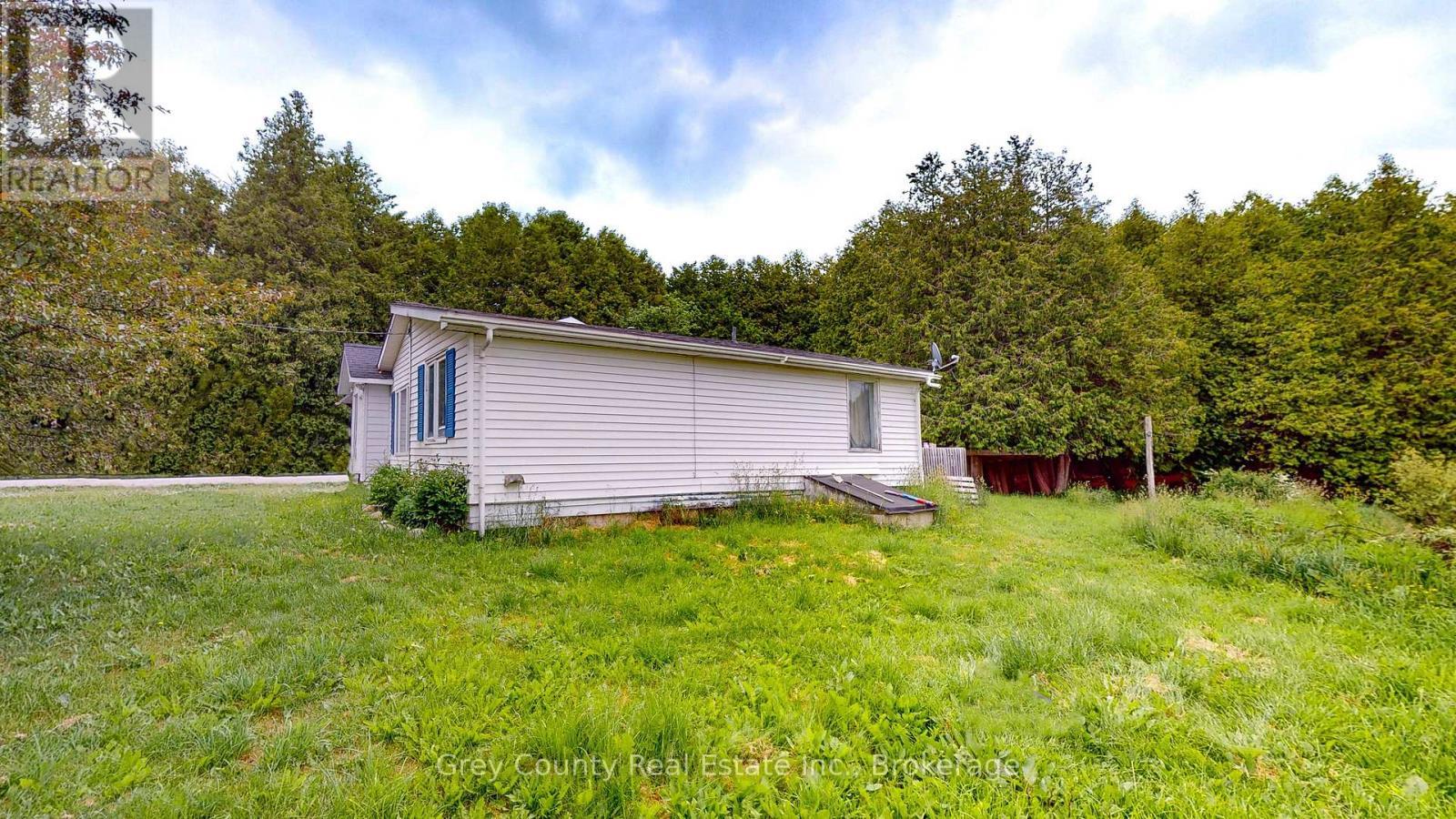 117 Collingwood Street, Grey Highlands, ON - Outdoor