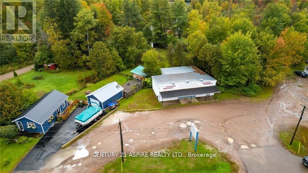 2096 Petawawa Boulevard, Petawawa, ON