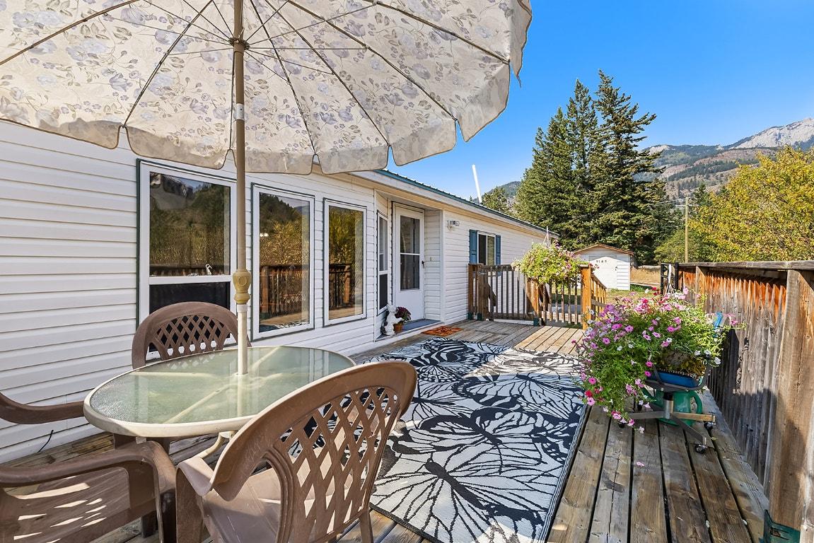 9145 Cascade Street, Elko, BC