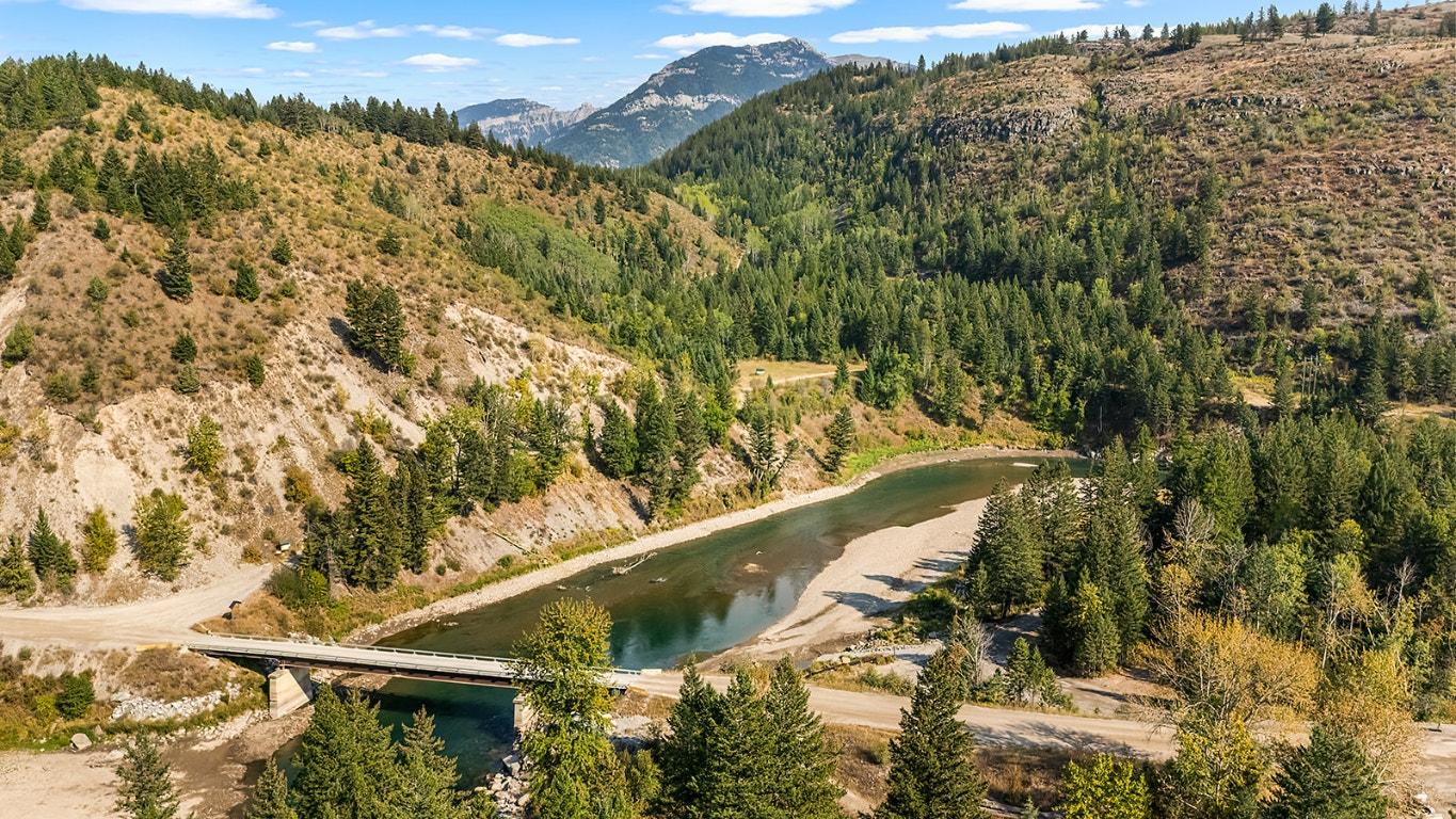 9145 Cascade Street, Elko, BC