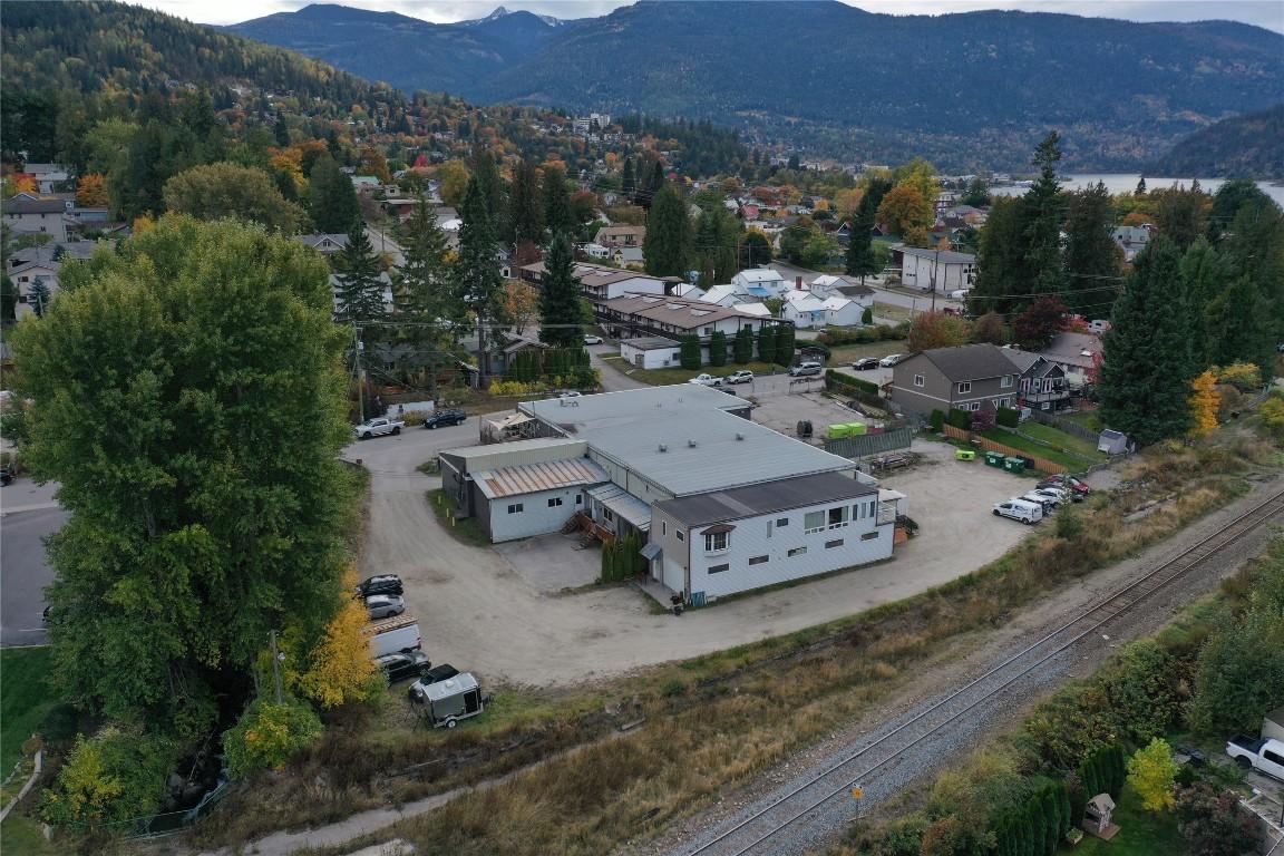 8-711 Radio Avenue, Nelson, BC