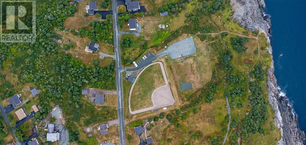 809-811 Main Road, Pouch Cove, NL