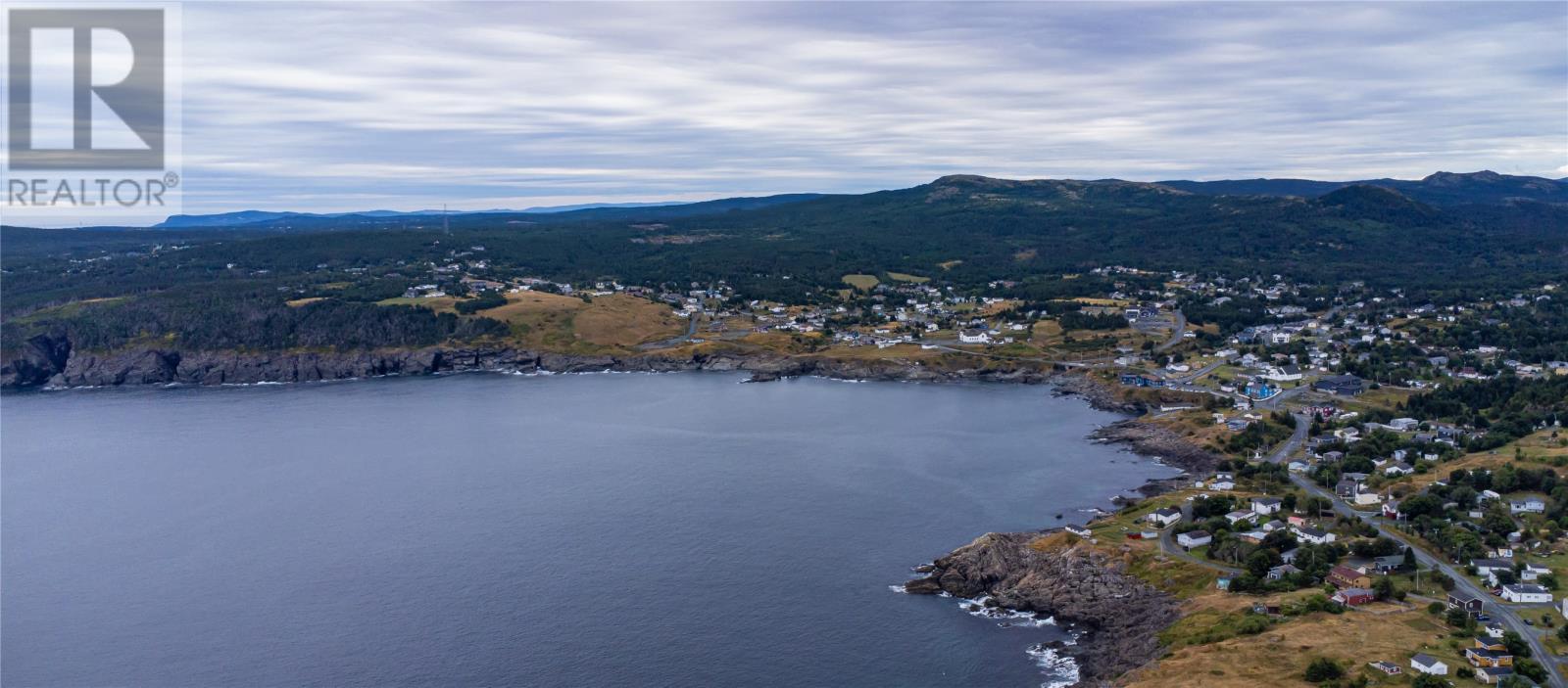 809-811 Main Road, Pouch Cove, NL