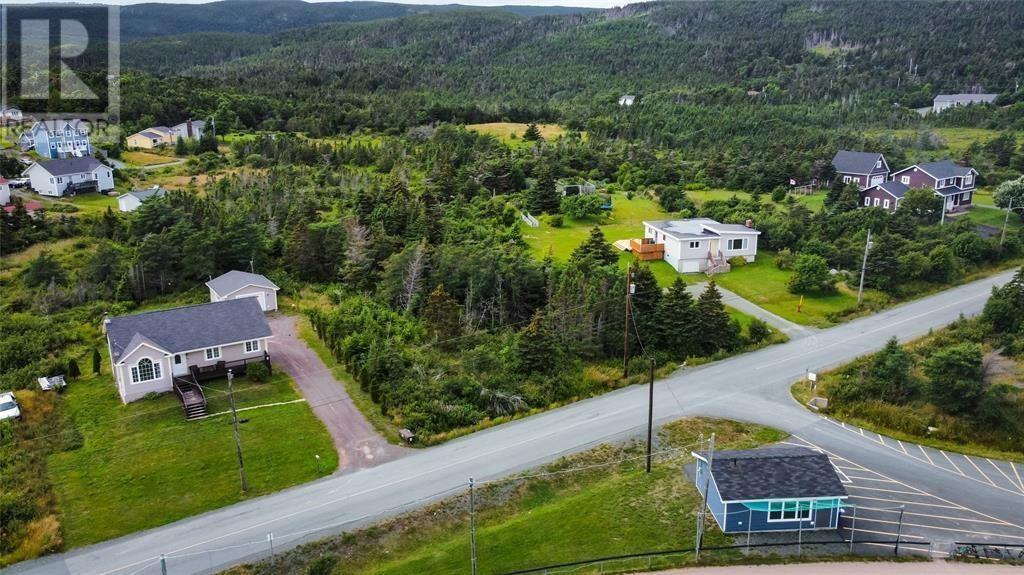 809-811 Main Road, Pouch Cove, NL