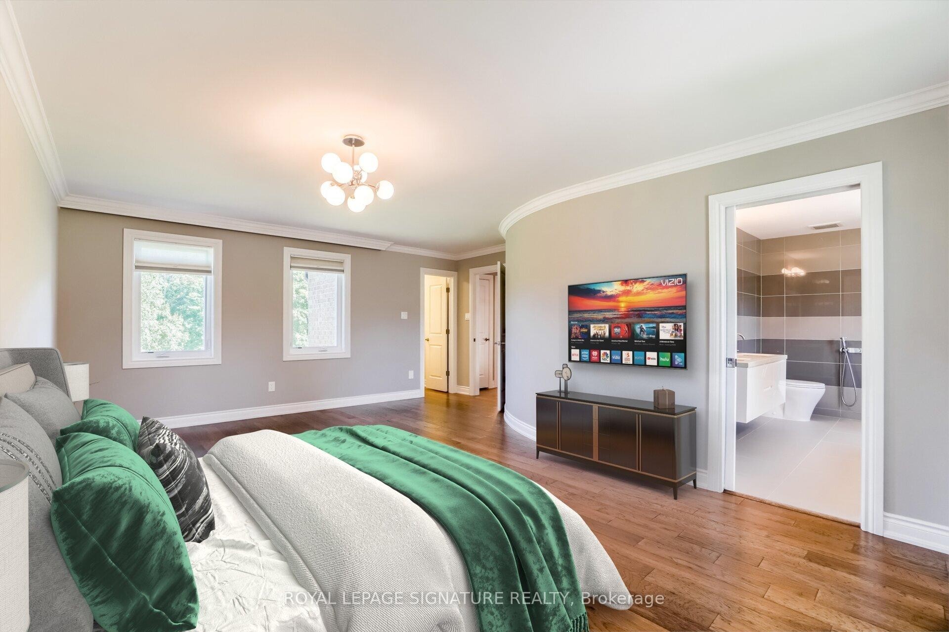 9 Elite Road, Caledon, ON - Indoor Photo Showing Bedroom