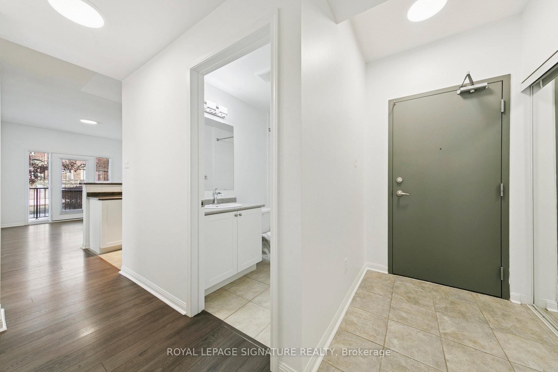 110-5705 Long Valley Road, Mississauga, ON - Indoor Photo Showing Other Room