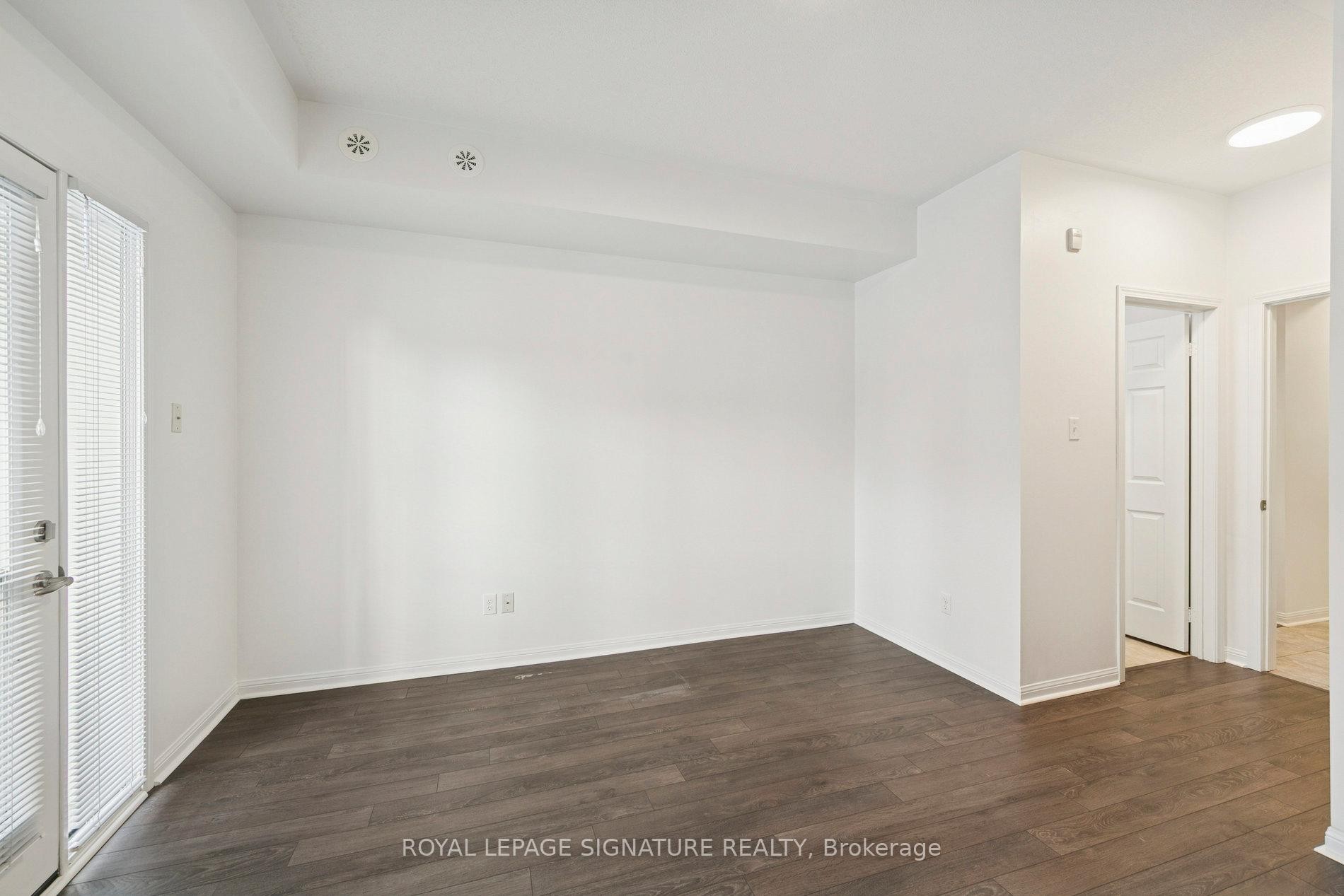 110-5705 Long Valley Road, Mississauga, ON - Indoor Photo Showing Other Room