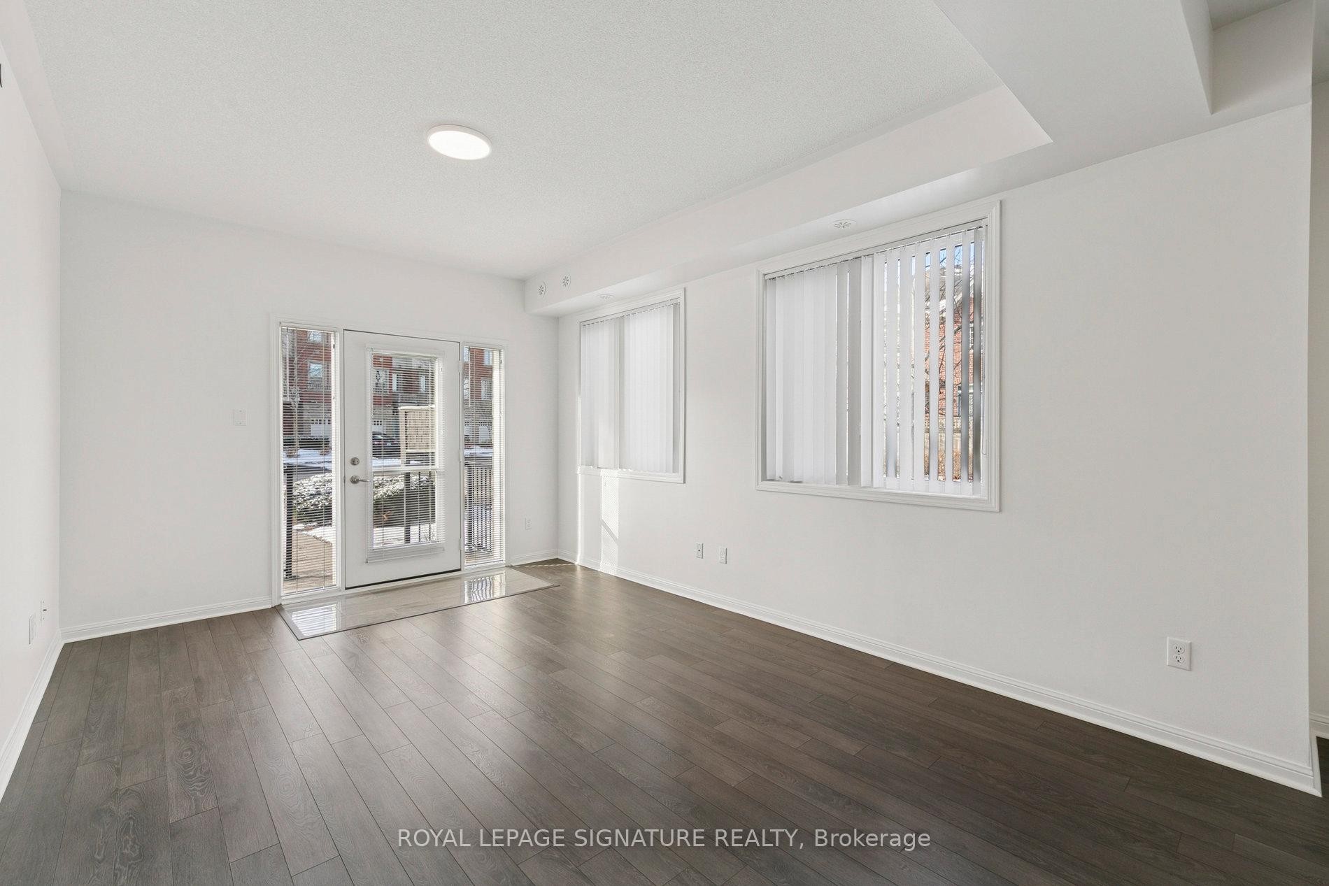 110-5705 Long Valley Road, Mississauga, ON - Indoor