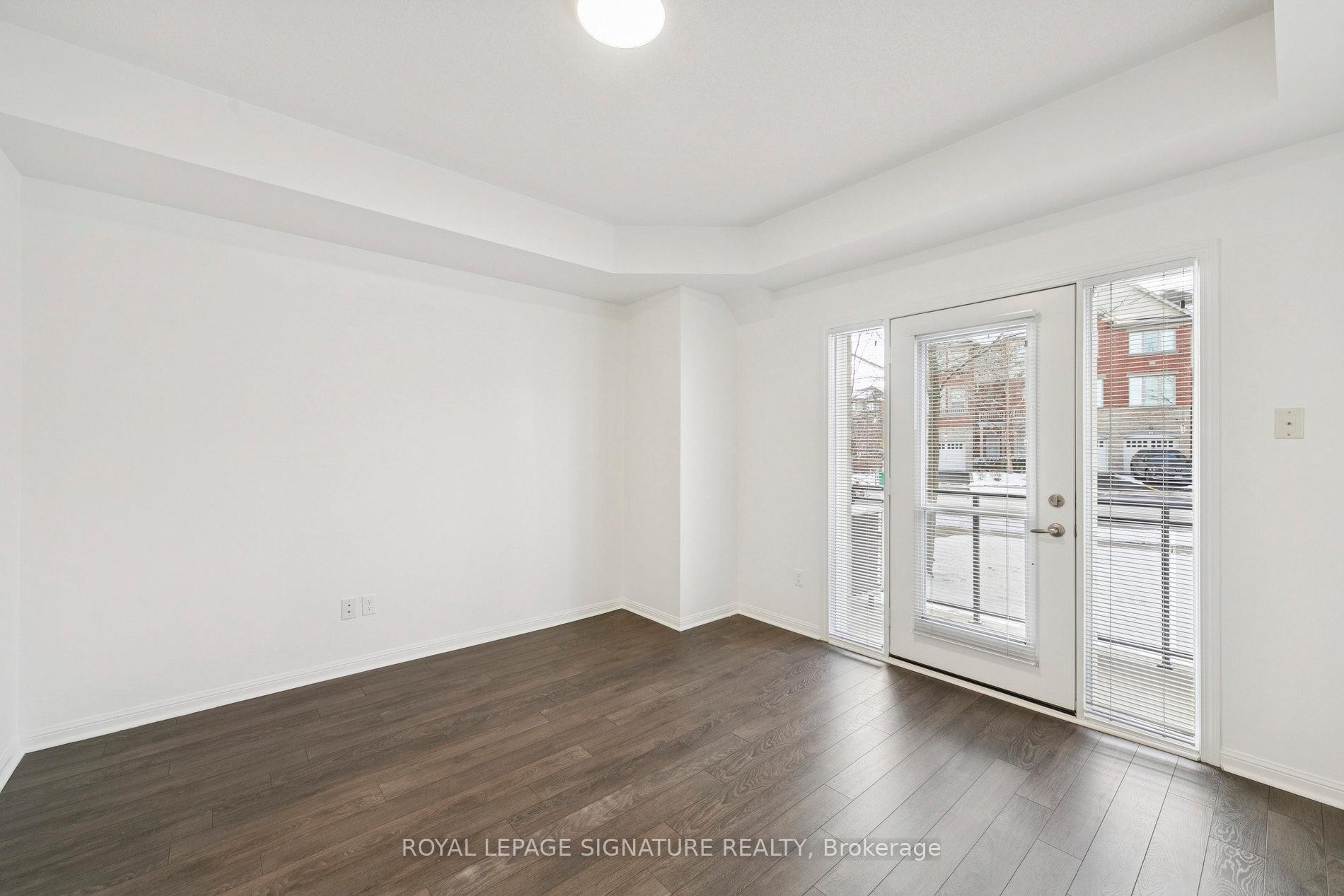 110-5705 Long Valley Road, Mississauga, ON - Indoor Photo Showing Other Room