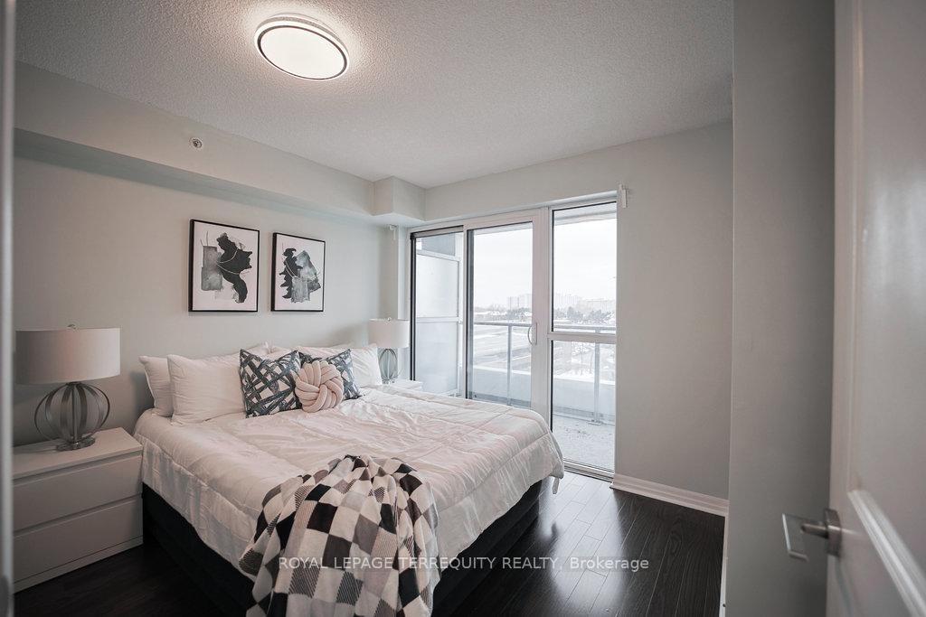 411-275 Yorkland Road, Toronto, ON - Indoor Photo Showing Bedroom