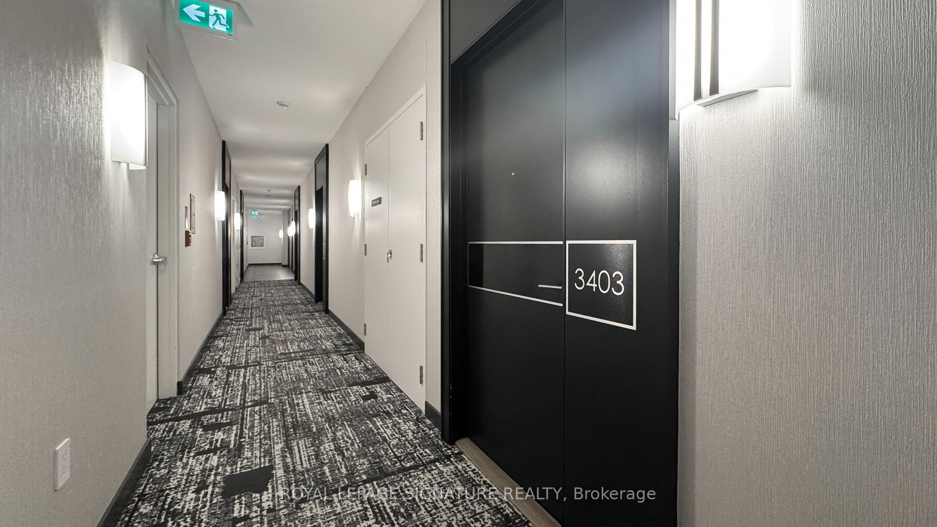 3403-215 Fort York Boulevard, Toronto, ON - Indoor Photo Showing Other Room