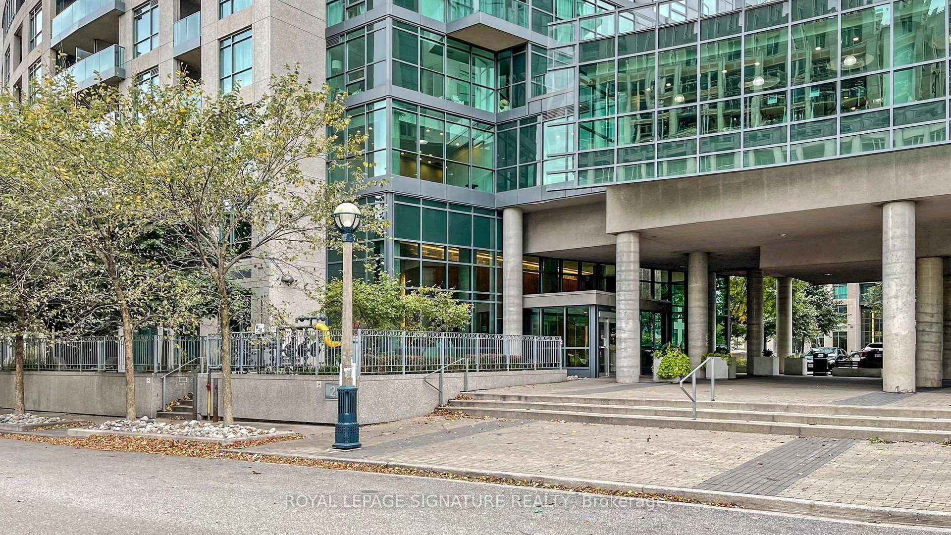 3403-215 Fort York Boulevard, Toronto, ON - Outdoor With Balcony