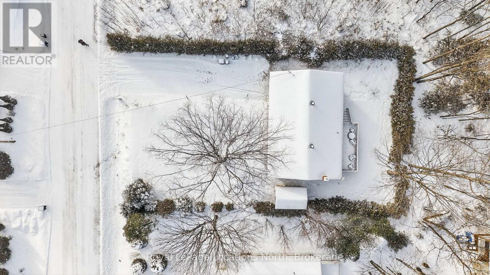 40 Rue Vanier Street, Tiny, ON - Outdoor