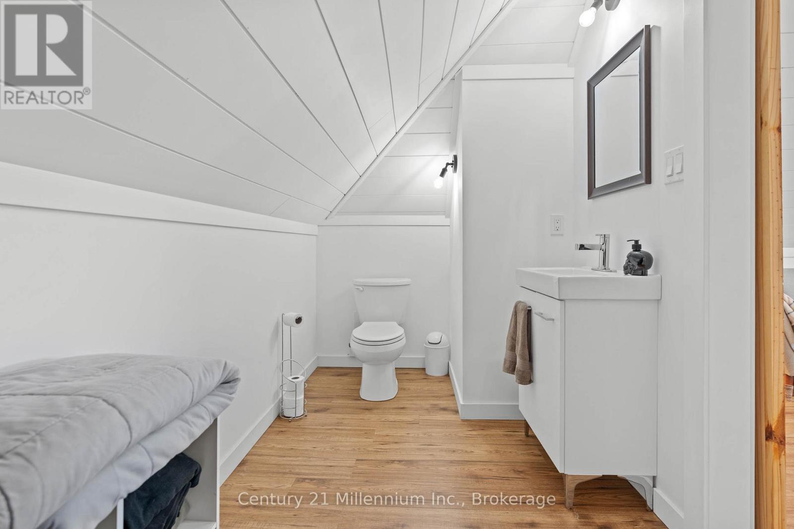 1188 2Nd Avenue W, Owen Sound, ON - Indoor Photo Showing Bathroom