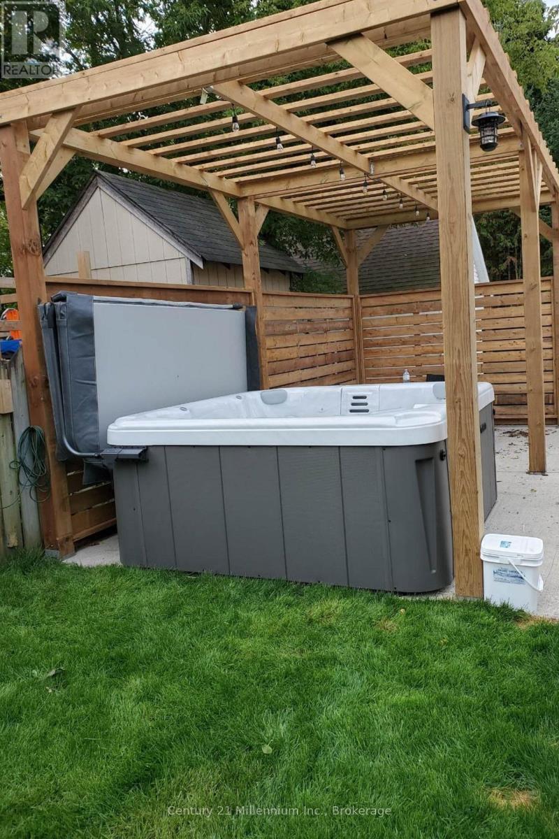 1188 2Nd Avenue W, Owen Sound, ON - Outdoor