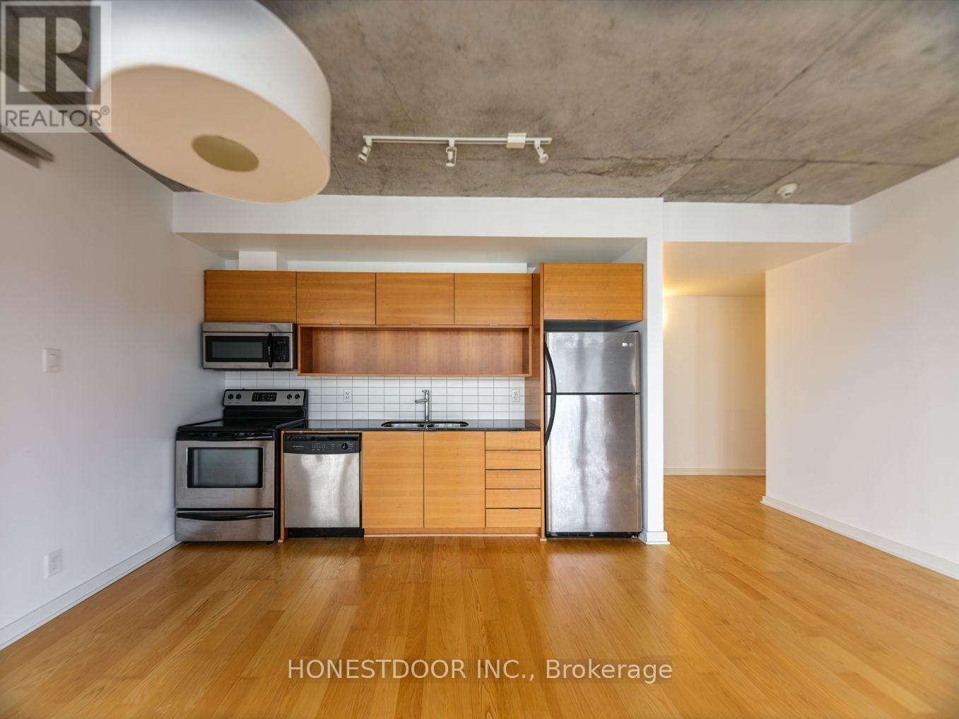 1610 - 324 Laurier Avenue W, Ottawa, ON - Indoor Photo Showing Kitchen With Stainless Steel Kitchen