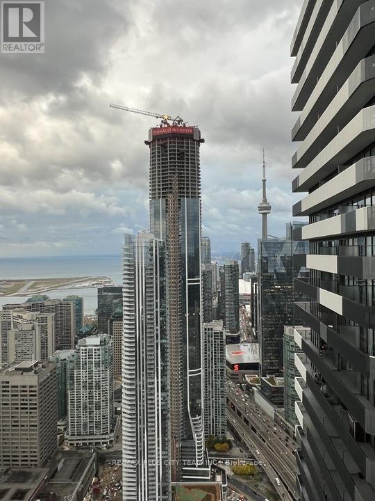 7312 - 138 Downes Street, Toronto, ON - Outdoor