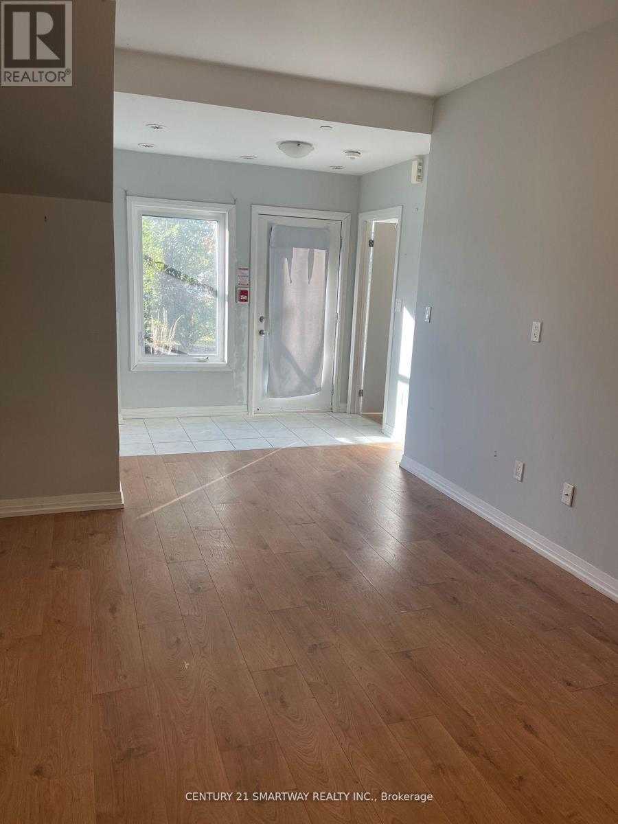 119 - 402 The East Mall, Toronto, ON - Indoor Photo Showing Other Room