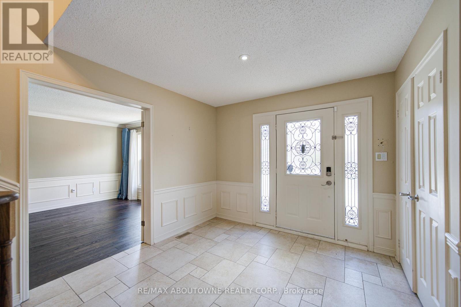1251 Old Colony Road, Oakville, ON - Indoor Photo Showing Other Room
