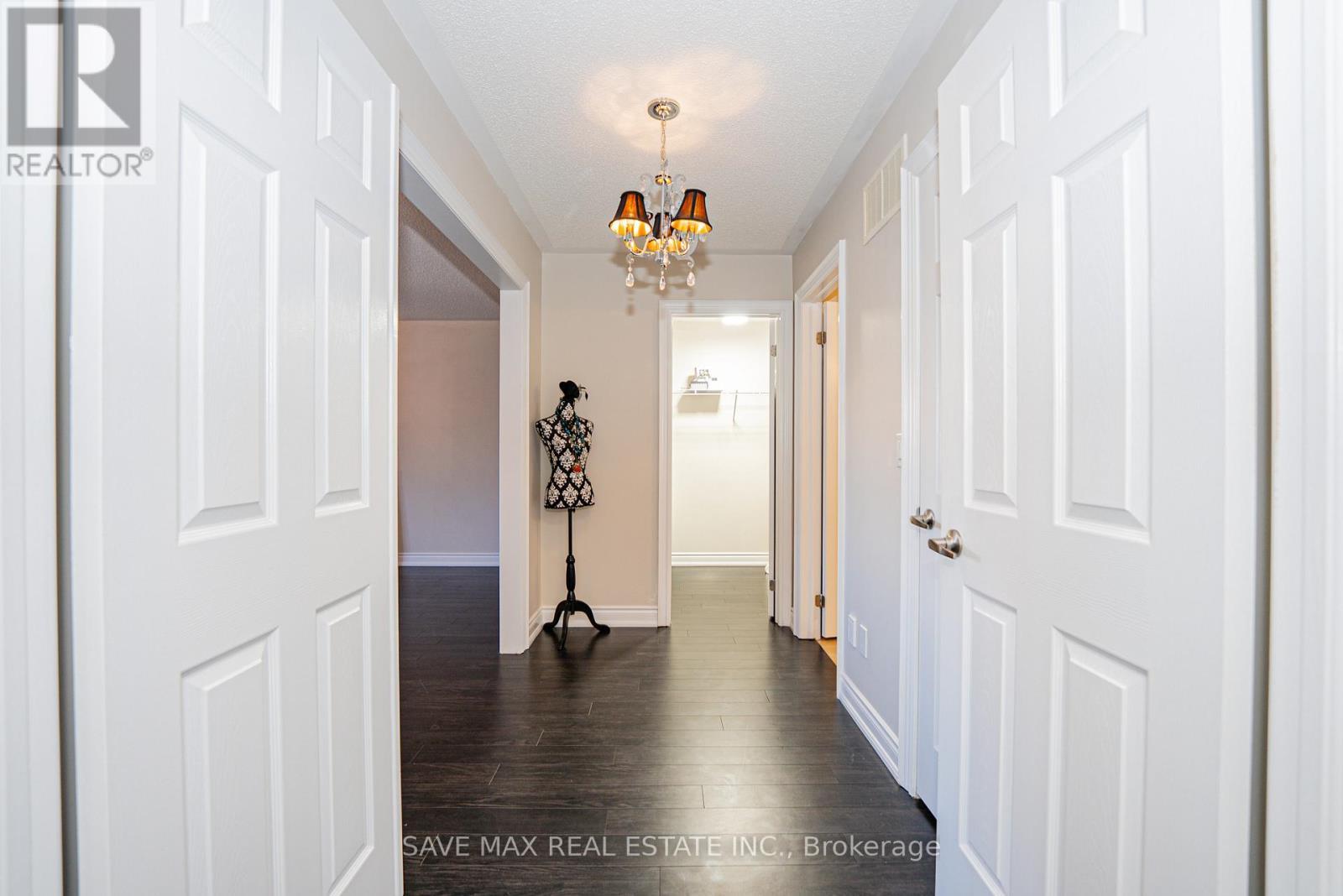 5 Dillon Drive, Brampton, ON - Indoor Photo Showing Other Room