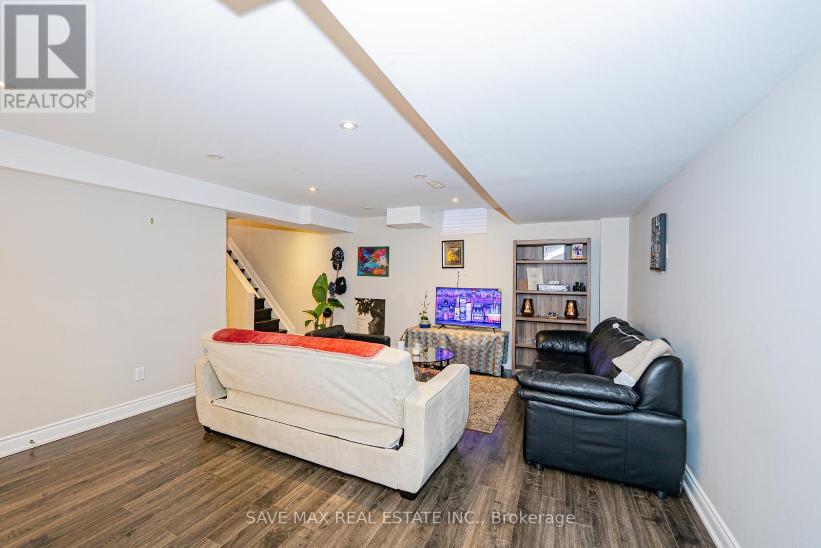 5 Dillon Drive, Brampton, ON - Indoor