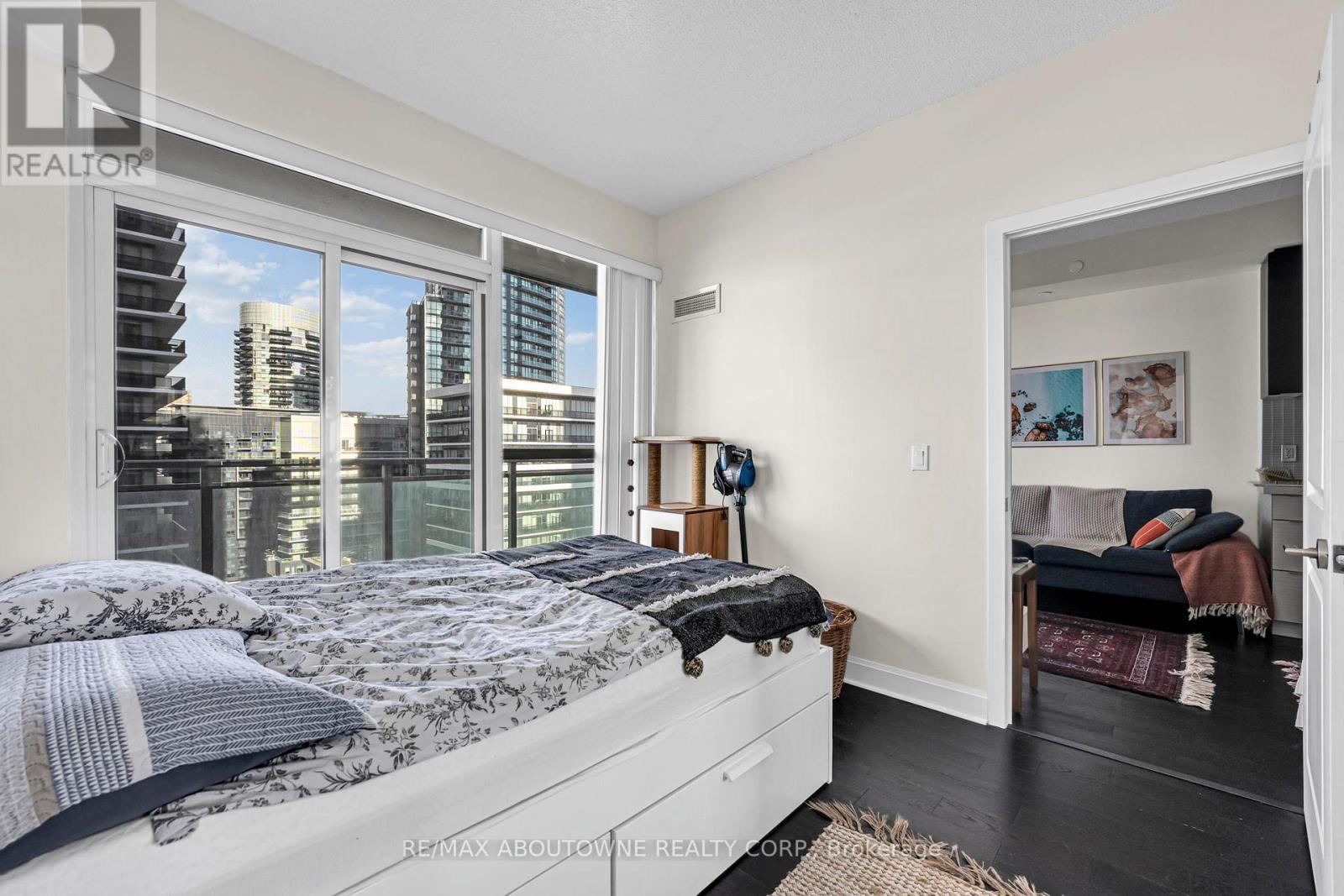 1407 - 33 Shore Breeze Drive, Toronto, ON - Indoor Photo Showing Bedroom