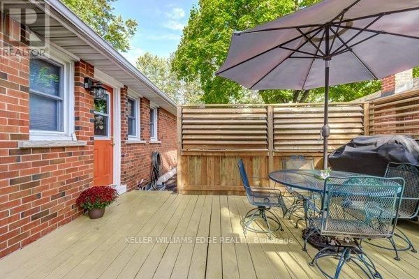 1216 De Quincy Crescent, Burlington, ON - Outdoor With Deck Patio Veranda With Exterior