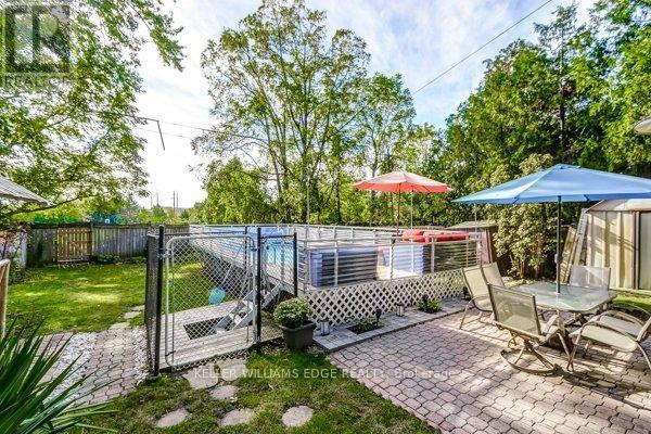 1216 De Quincy Crescent, Burlington, ON - Outdoor With Deck Patio Veranda