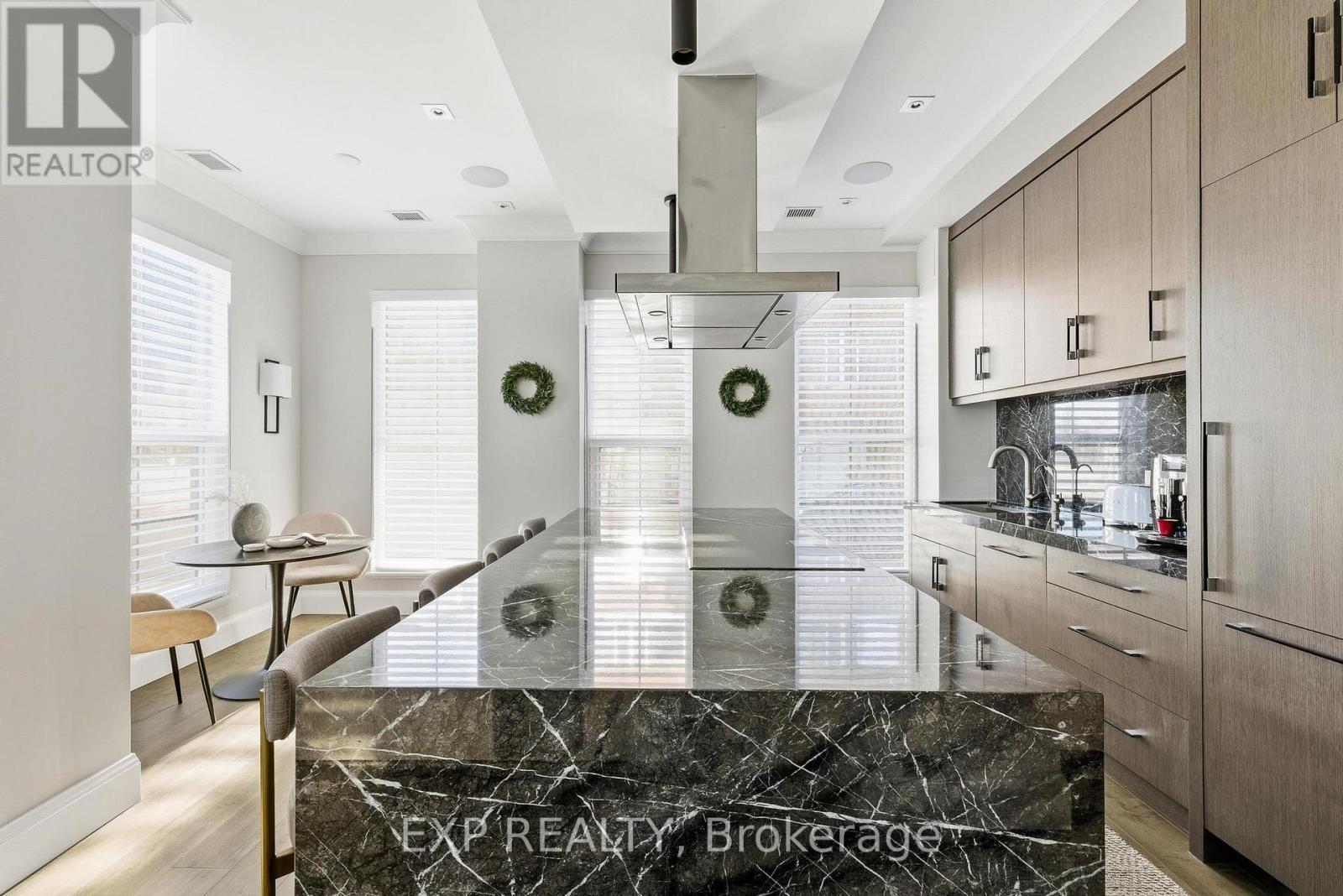 Th10 - 155 Caroline Street S, Waterloo, ON - Indoor