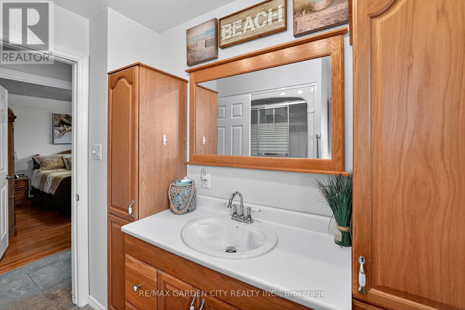 120 Kinross Street, Haldimand, ON - Indoor Photo Showing Bathroom