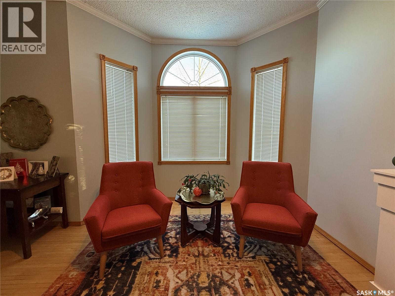 335 6Th Street, Humboldt, SK - Indoor