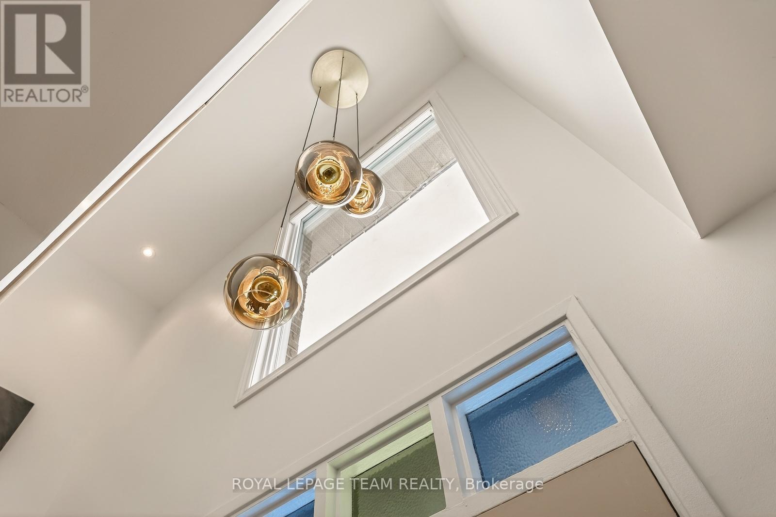 10 - 174 Dufferin Road, Ottawa, ON - Indoor Photo Showing Other Room