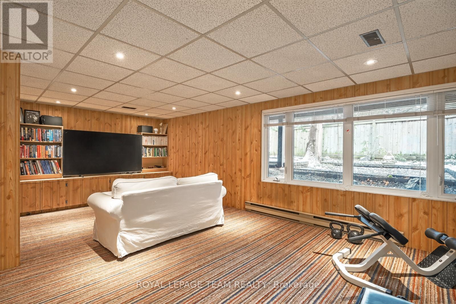 10 - 174 Dufferin Road, Ottawa, ON - Indoor Photo Showing Other Room