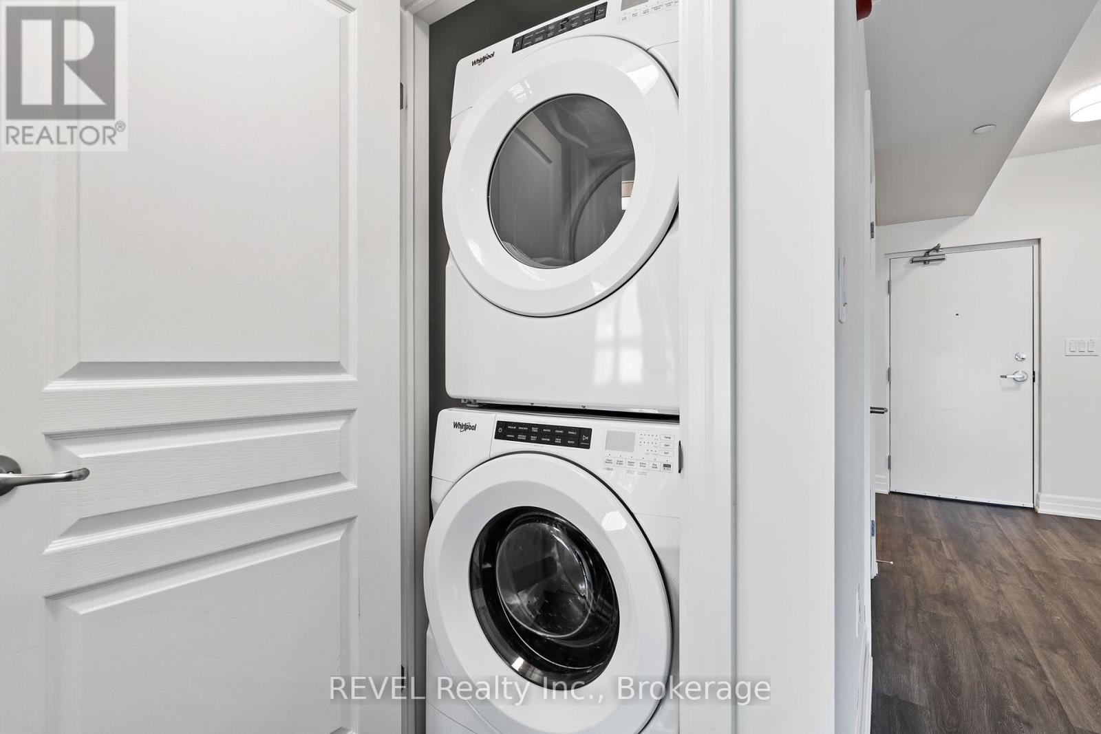 28 - 212 Lakeport Road, St. Catharines (Lakeport), ON - Indoor Photo Showing Laundry Room