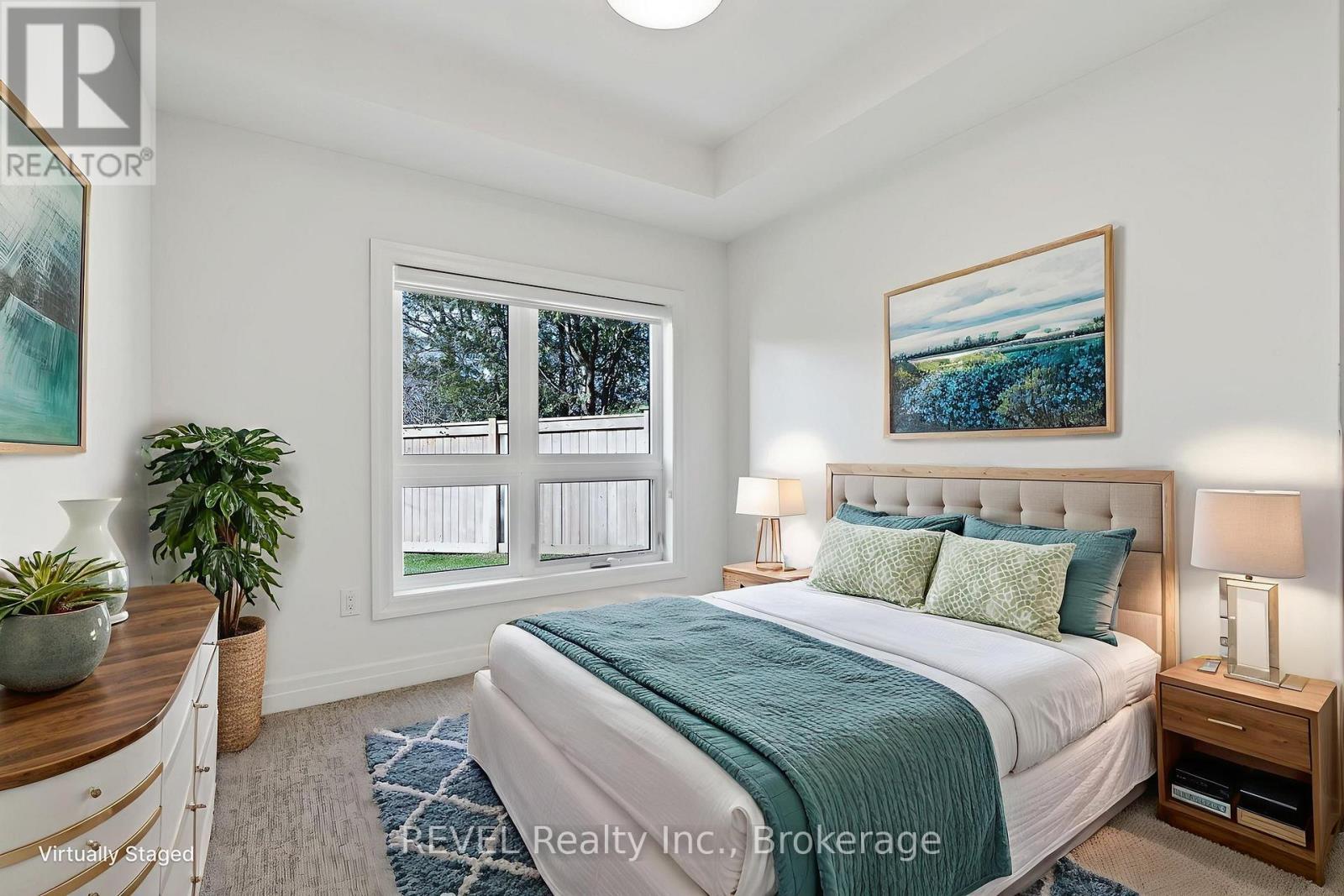 28 - 212 Lakeport Road, St. Catharines (Lakeport), ON - Indoor Photo Showing Bedroom