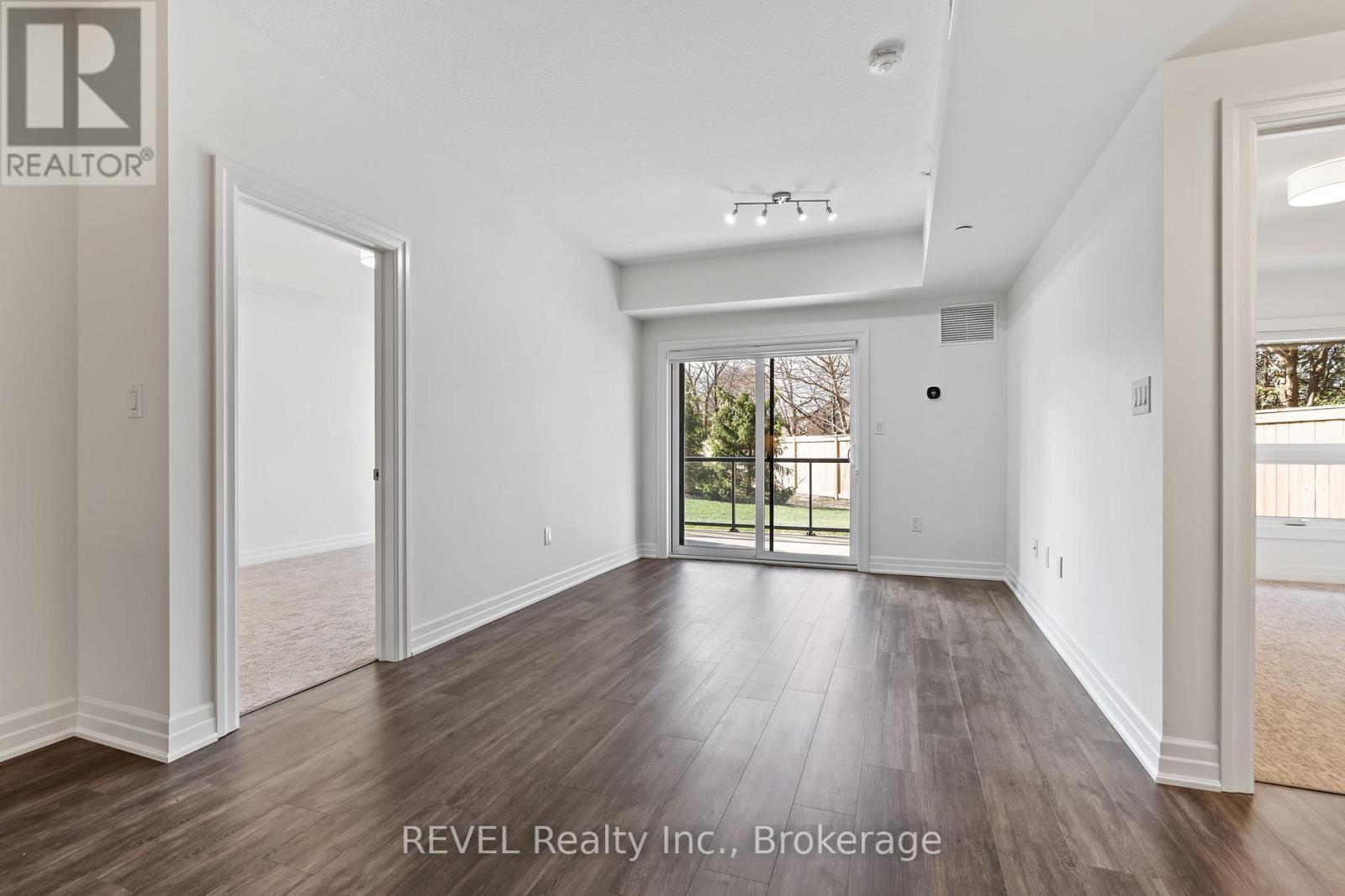 28 - 212 Lakeport Road, St. Catharines (Lakeport), ON - Indoor Photo Showing Other Room