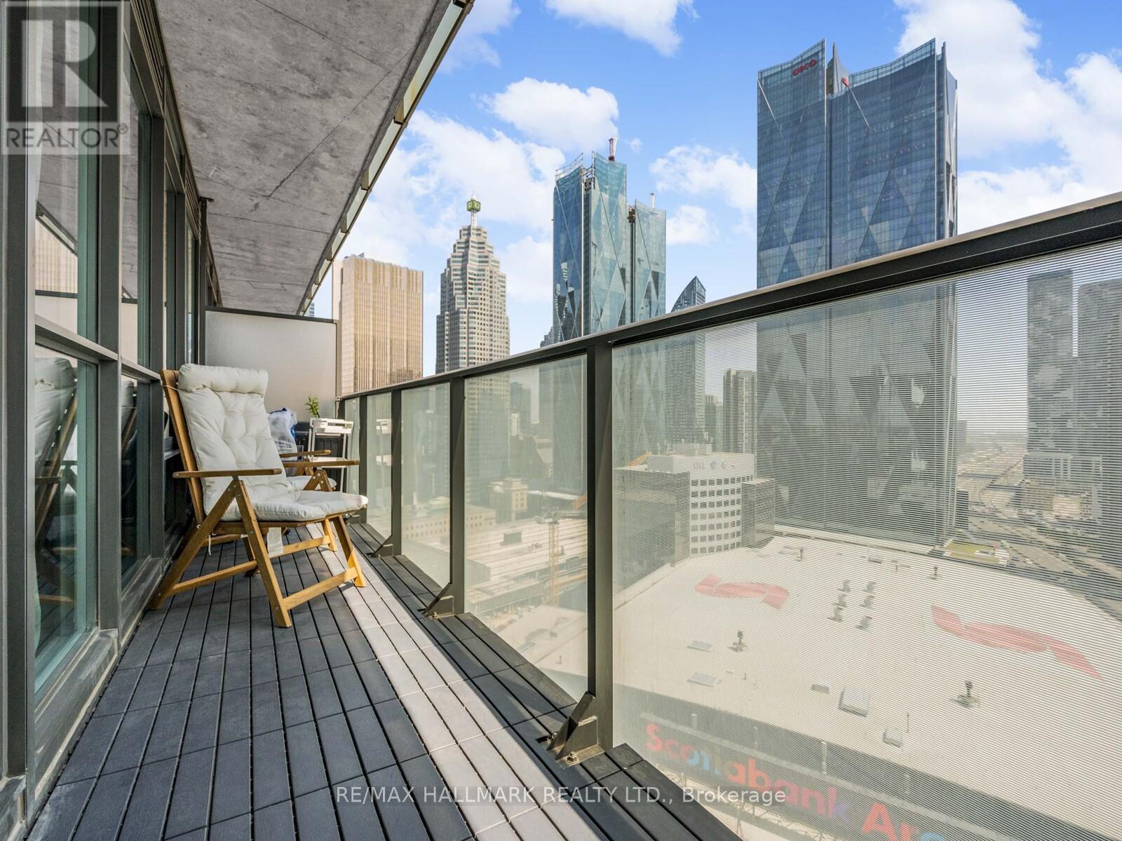 2109 - 65 Bremner Boulevard, Toronto, ON - Outdoor With Balcony With Exterior