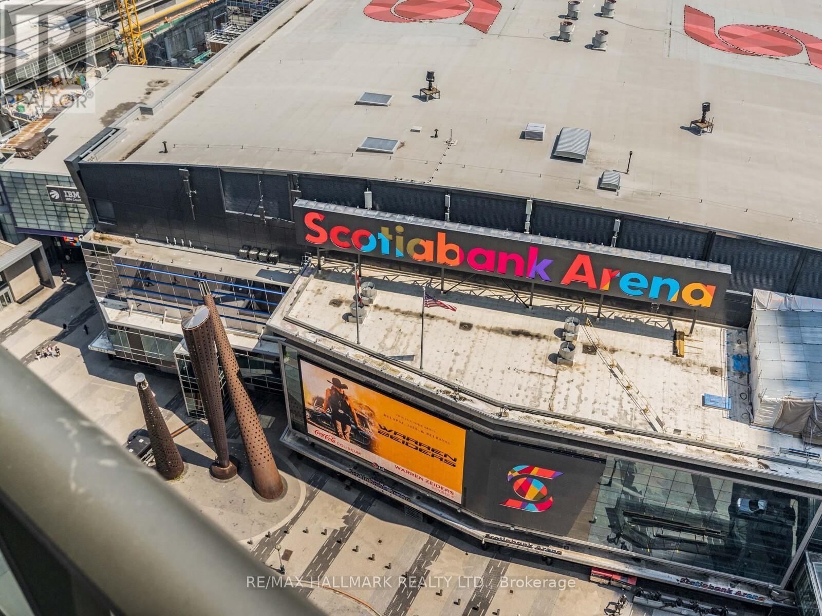 2109 - 65 Bremner Boulevard, Toronto, ON - Indoor