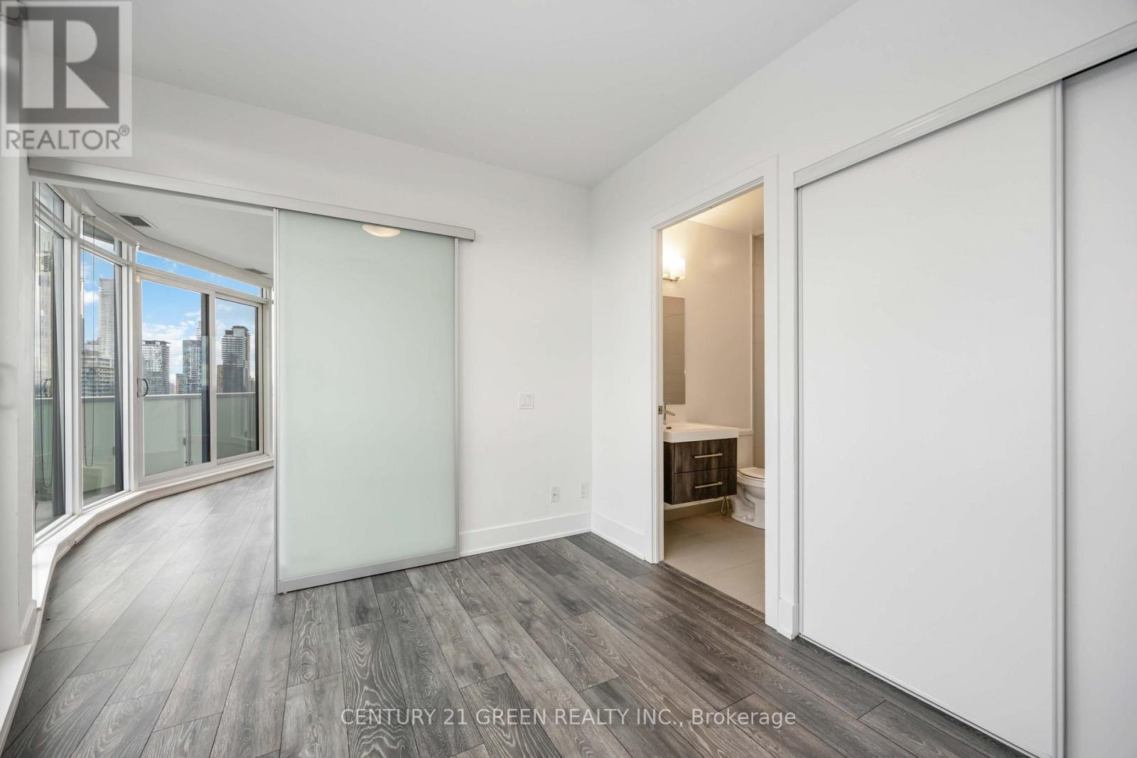 3405 - 403 Church Street, Toronto, ON - Indoor Photo Showing Other Room