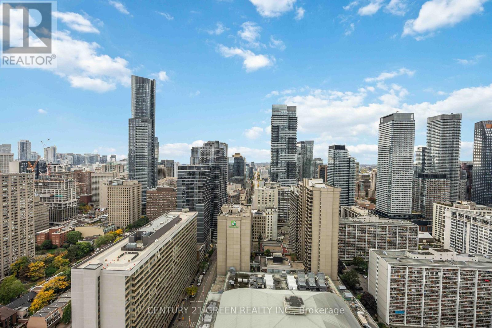 3405 - 403 Church Street, Toronto, ON - Outdoor With Facade