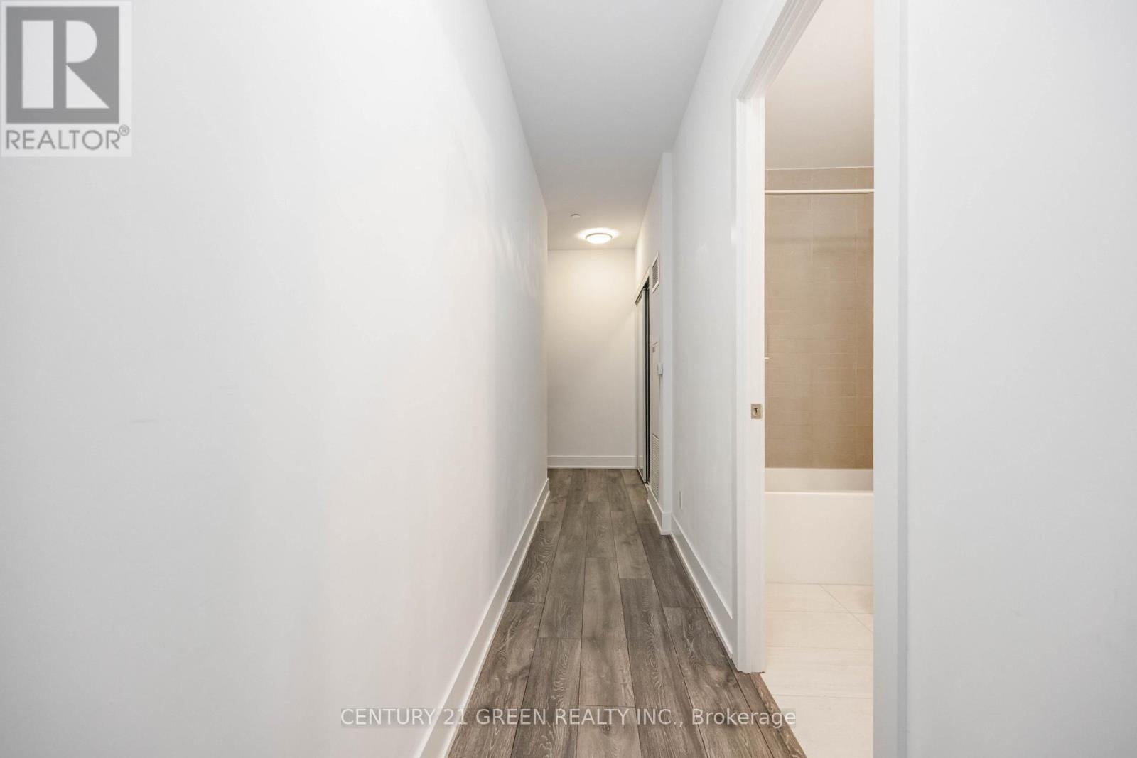 3405 - 403 Church Street, Toronto, ON - Indoor Photo Showing Other Room